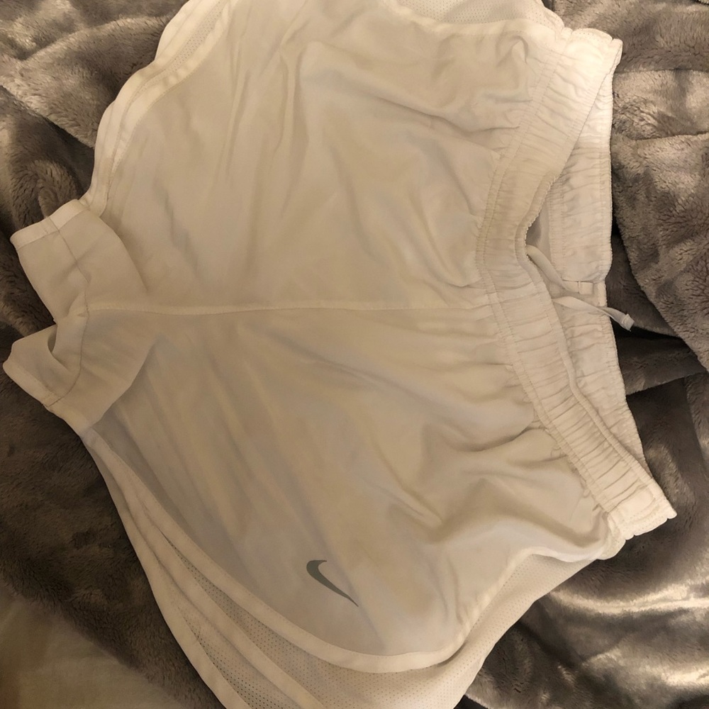 white nike shorts
